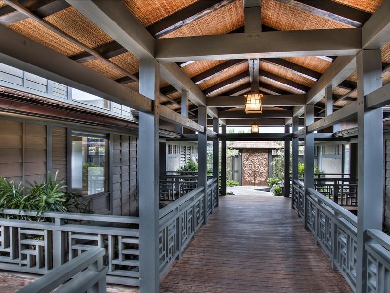 Entry-Walkway-Gardens-