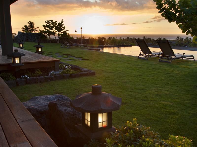 Sunset-at-Lanai-